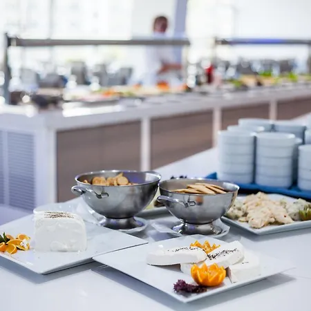 Ξενοδοχείο Cyprotel Florida 4*