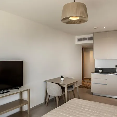 Ξενοδοχείο Cyprotel Florida 4*