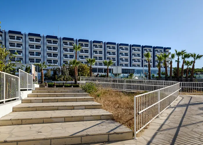 Cyprotel Florida 4* Ajía Nápa