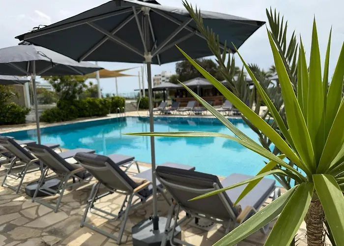 Cyprotel Florida Szálloda 4*